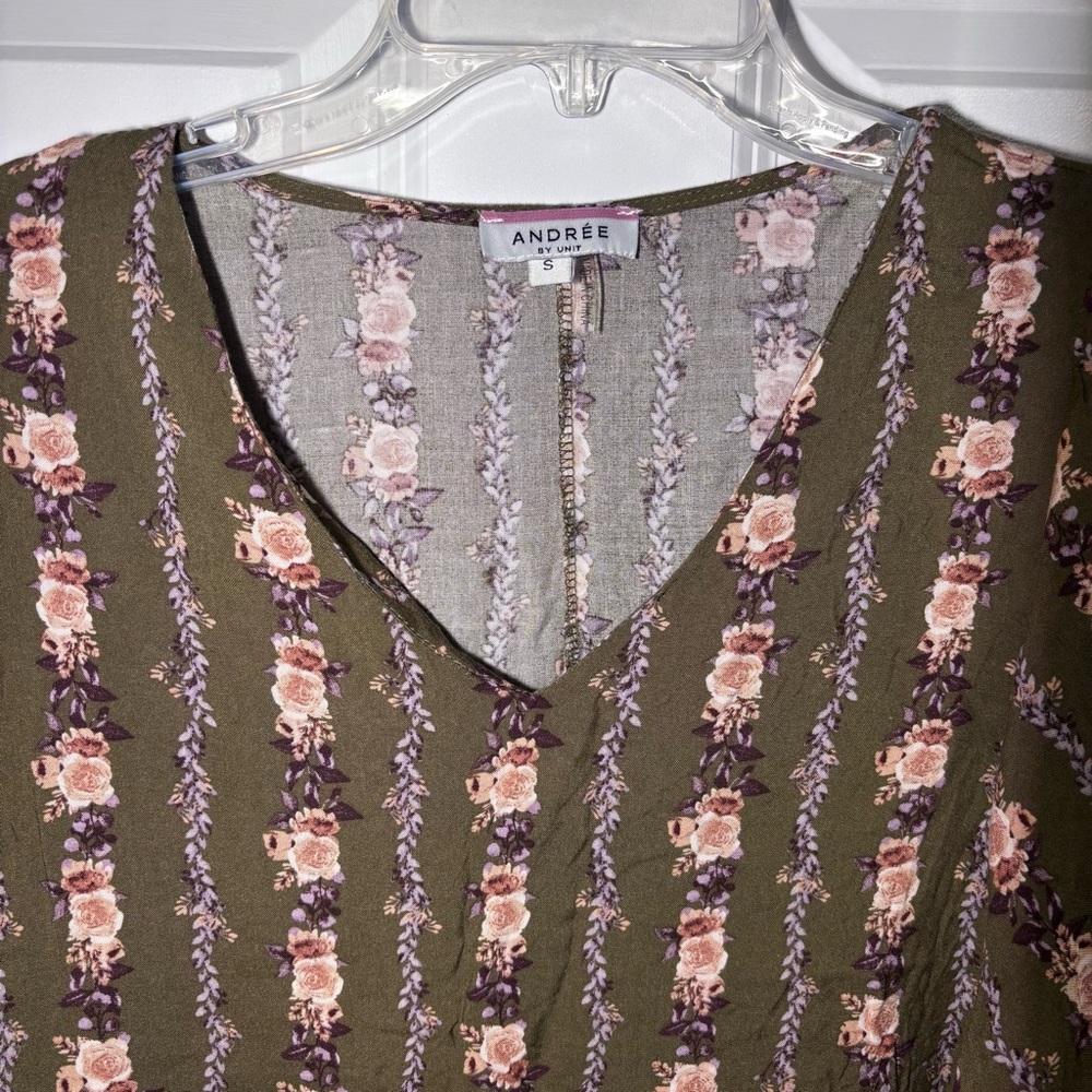 ANDREE BY UNIT‎ Green Floral Patterned Blouse - Picture 2 of 4
